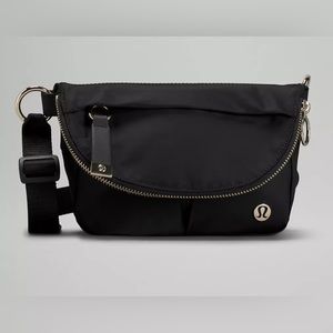 COPY - COPY - Lululemon All Night Festival Bag Micro